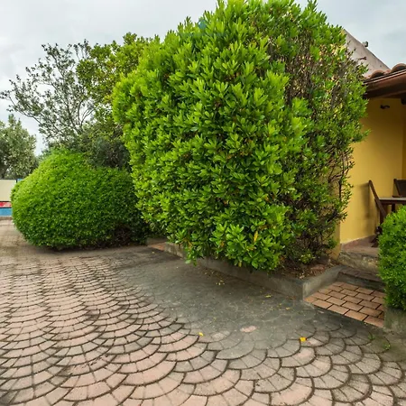 Locandiere Suite-house Live Express Quartu SantʼElena