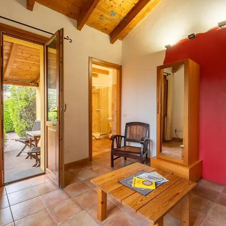 Penzion Locandiere Suite-house Live Express Quartu SantʼElena