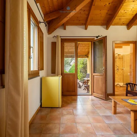 Locandiere Suite-house Live Express Penzion Quartu SantʼElena